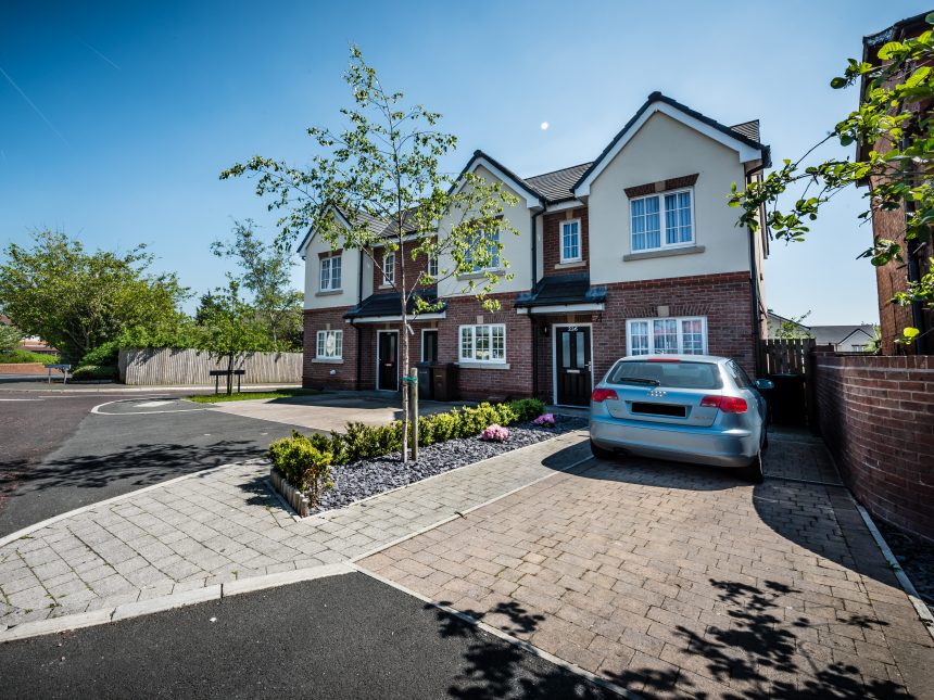 Kingswood Homes image